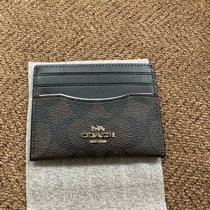 Coach Men’s Slim Signature Credit Card ID Holder